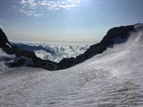 8H25 : vers la vallée